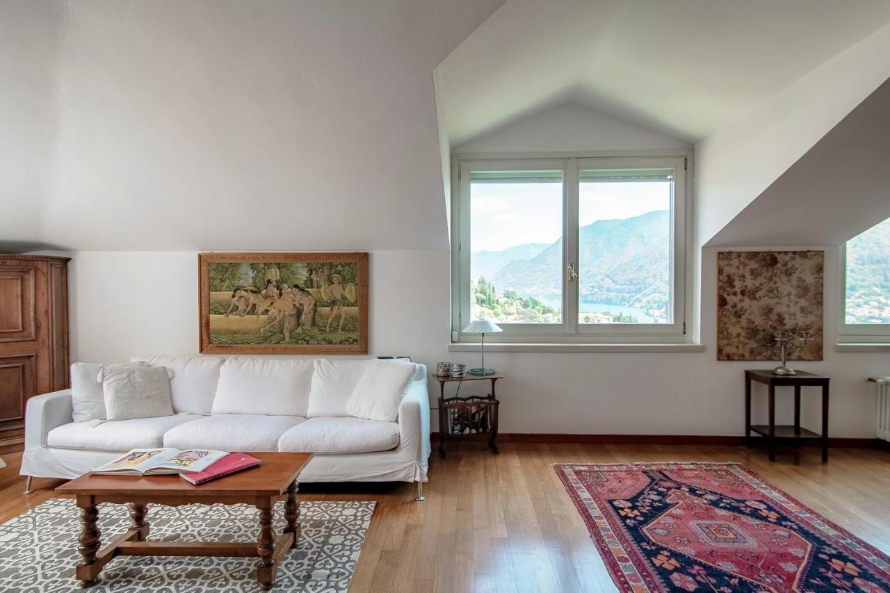 I D'A Charming Penthouse - Lake View- Como- House-130 Mt-2 Double Bedrooms And 2 Double Bathrooms A Spacious Living Room-Full Equipped Kitchen-Private Garden And Terrace-Private Covered Parking 외부 사진